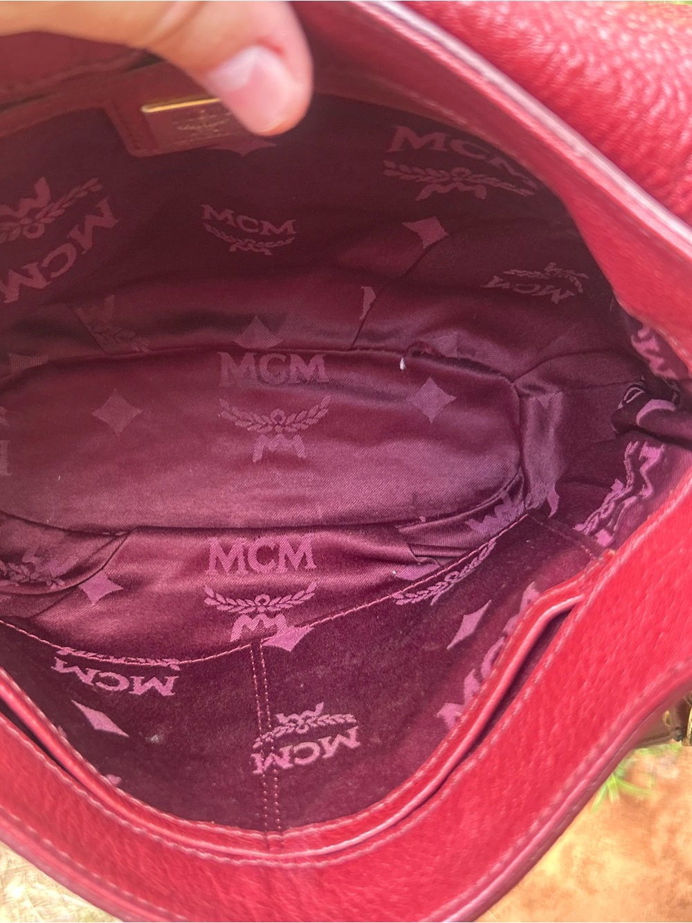 MCM Burgundy Pebbled Leather Flap Crossbody Shoulder Bag Made in Korea - Picture 8 of 13